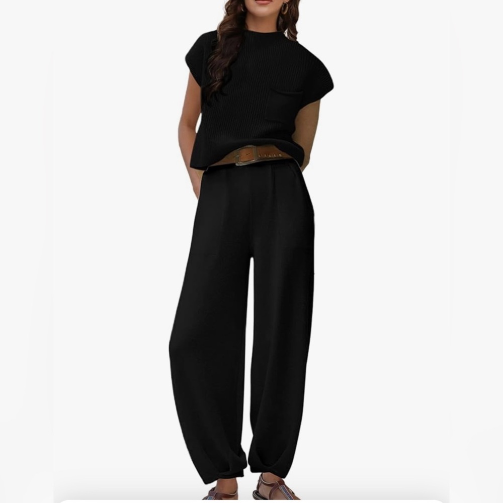 Two piece sweater set. Large. Black